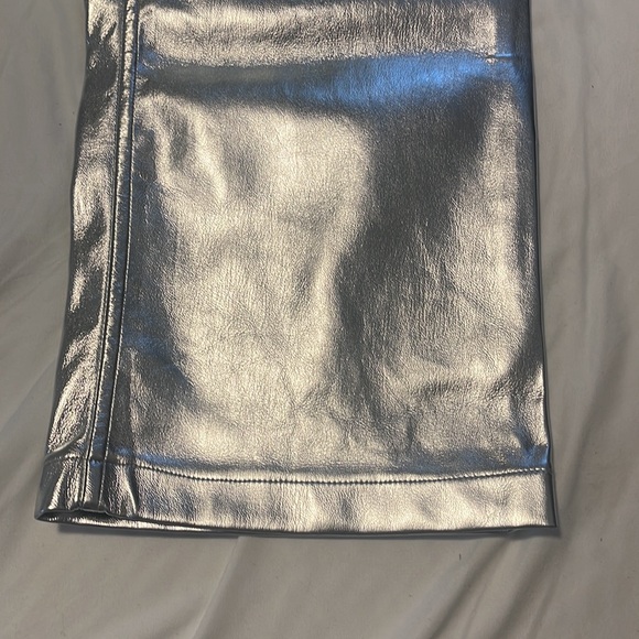 Abercrombie & Fitch 90s Straight Ultra High Rise Silver Pants - Picture 4 of 8